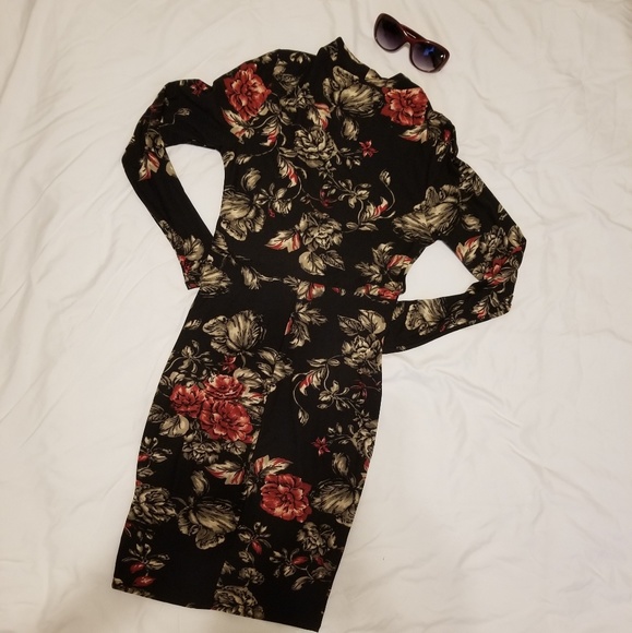 Black & Red Rose choker dress - Picture 4 of 7